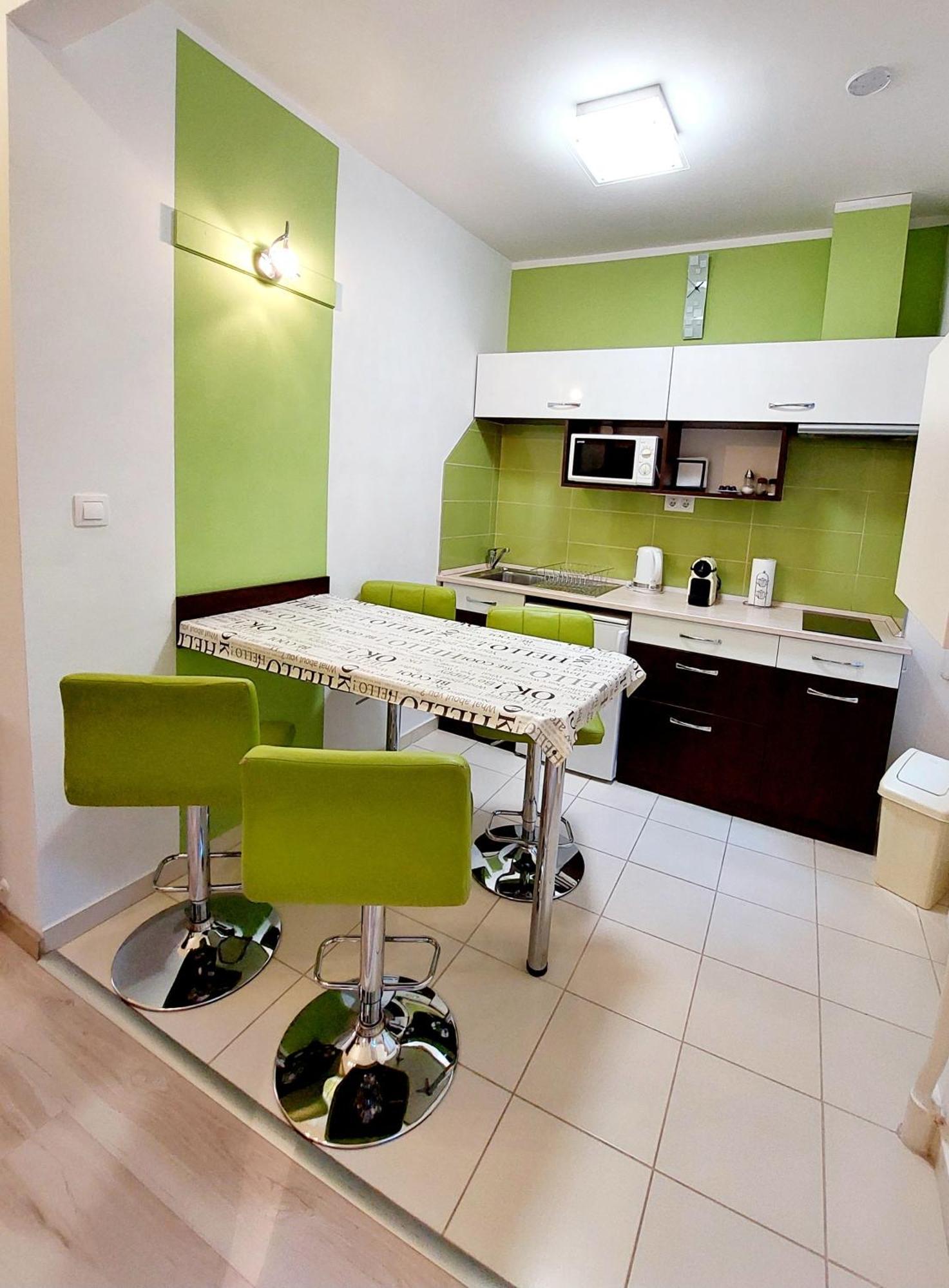 Eoetvoes Apartman ブダペスト エクステリア 写真